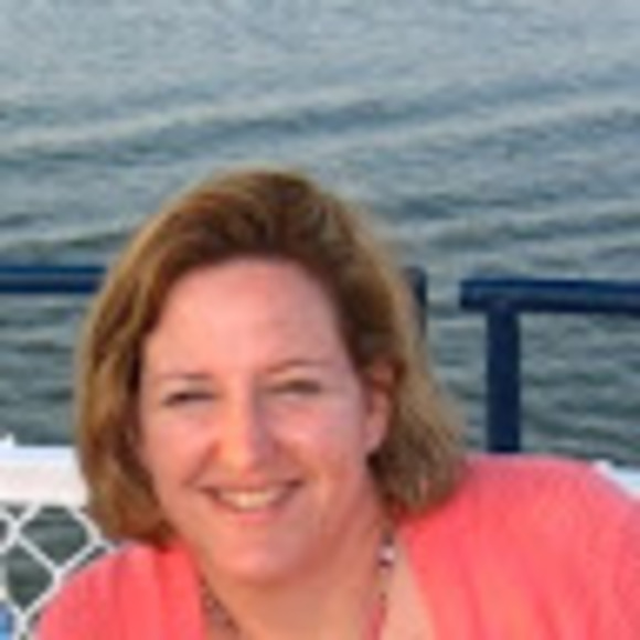 Meet your Posher, Laura - Picture 1 of 1